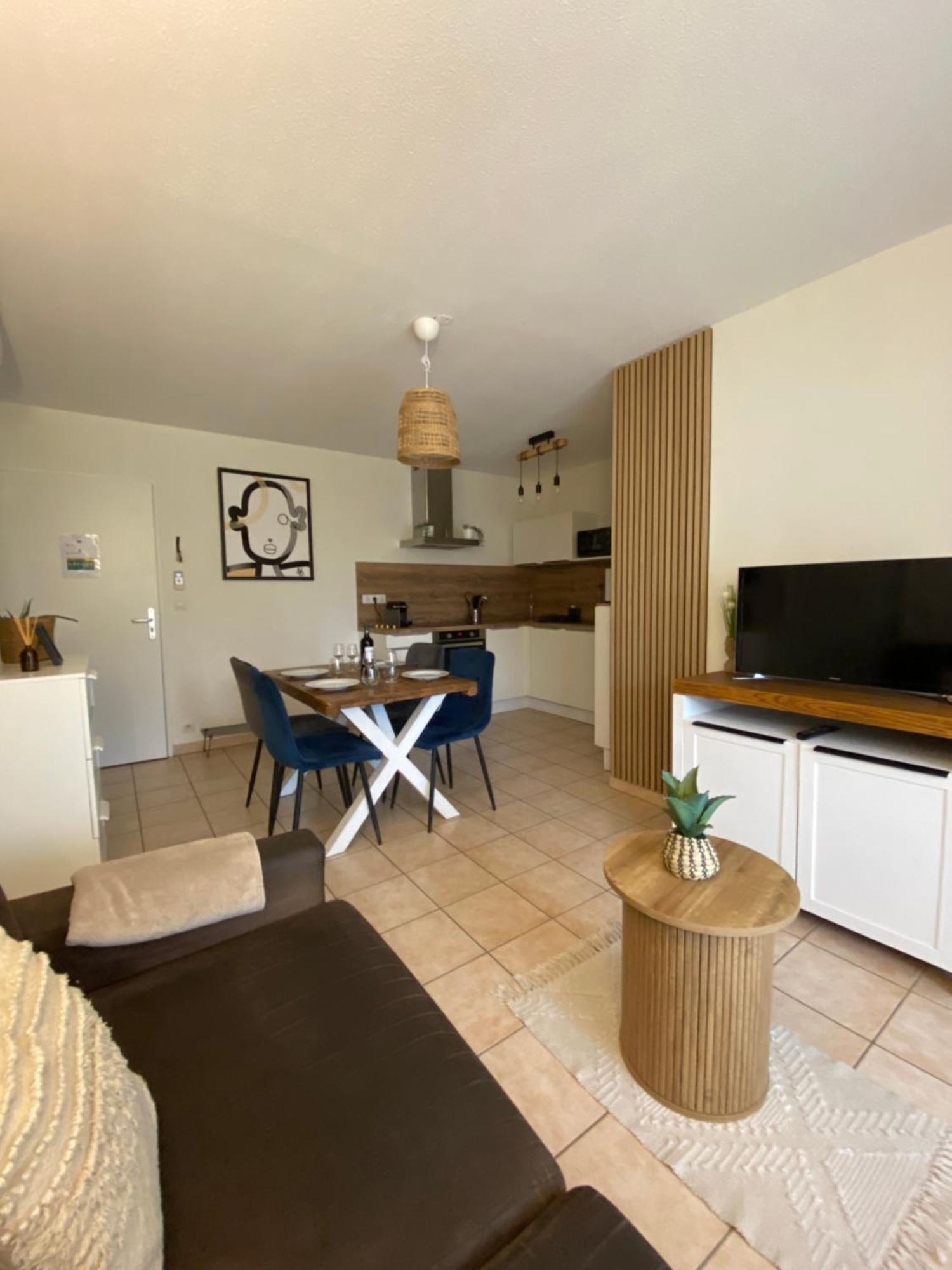 Sejour Evasion A Uzes Apartment Exterior photo